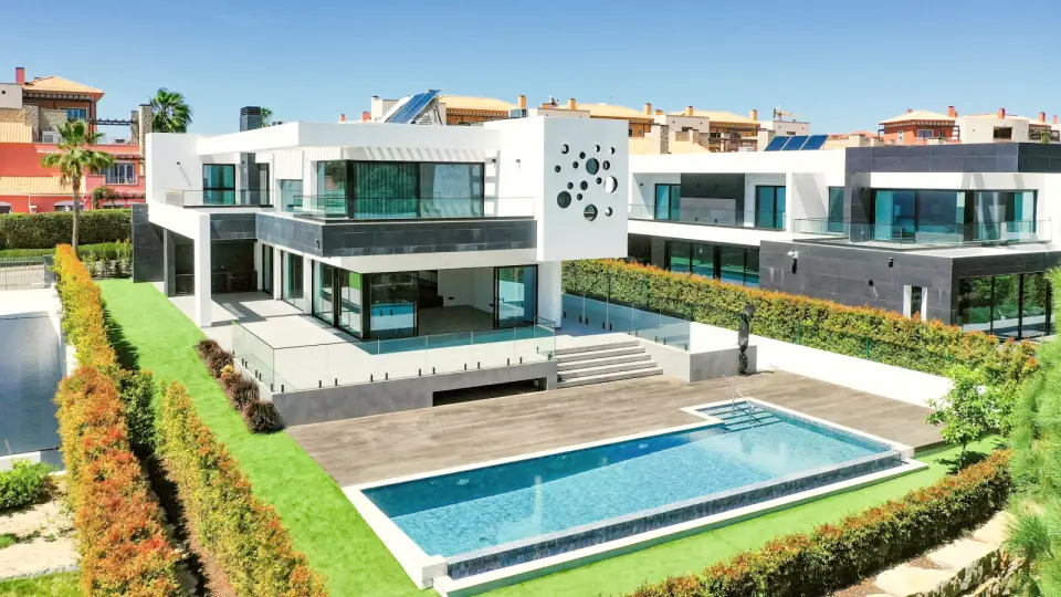 AV-111 Premium 2 Kanal Estate — illustrative exterior image